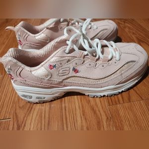 Skecher shoes for women